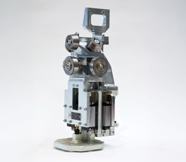 對(duì)輪滾邊頭